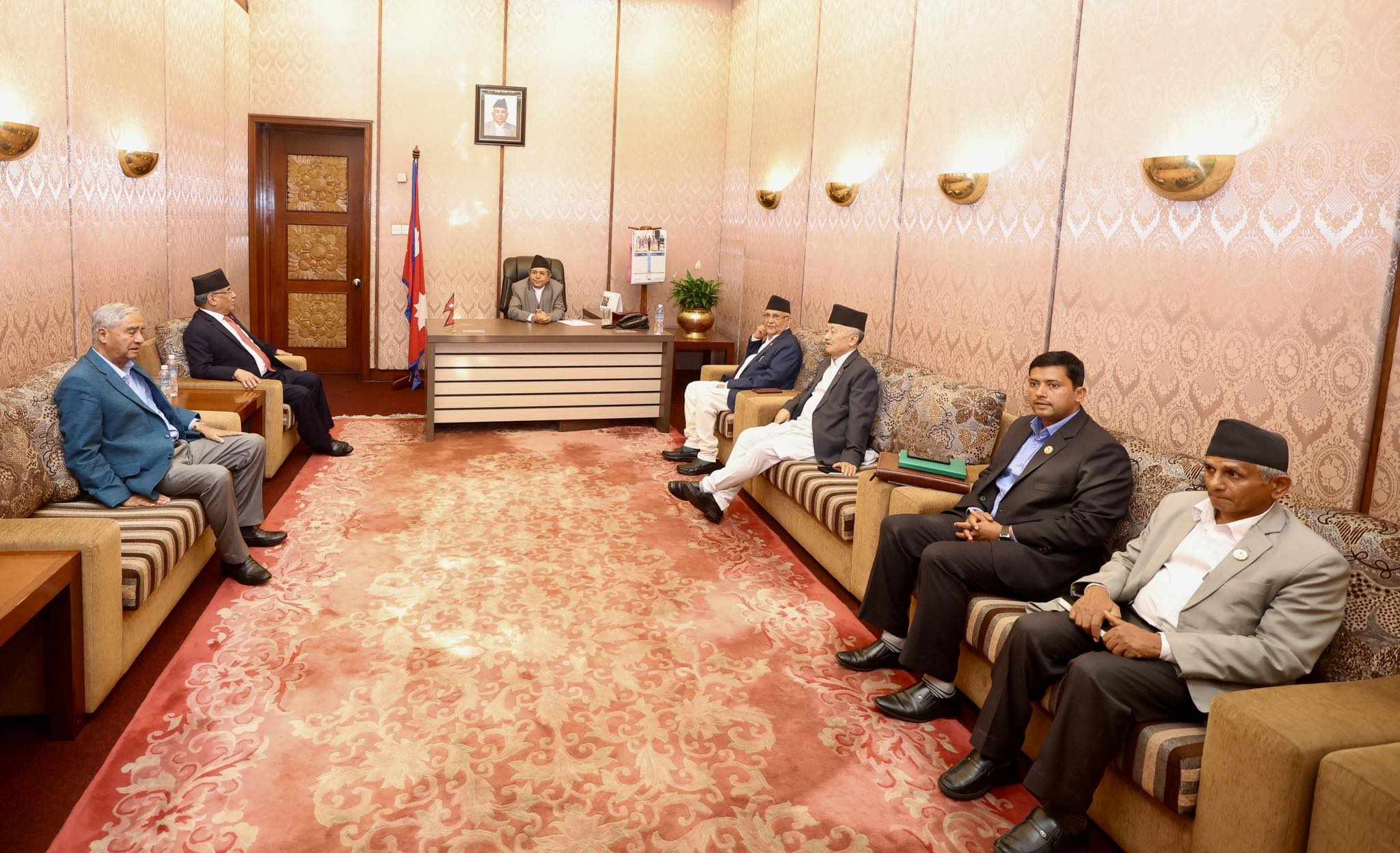 सदनको अवरोध हटाउन सभामुखसहित शीर्ष नेताहरूको बैठक पुन: सुरु 